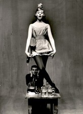 Foto original CGE53 1961 LINDA BRIGITTE CANTANDO E DANÇANDO EM UMA MESA DE BAR comprar usado  Enviando para Brazil