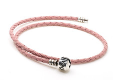Pulseira de couro rosa dupla PANDORA Moments 38cm, usado comprar usado  Enviando para Brazil