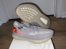 Lanterna traseira Adidas Yeezy Boost 350 V2 tamanho 5. Usado. Sem caixa. FX9017 comprar usado  Enviando para Brazil