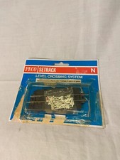 Gauge level crossing for sale  AYLESBURY
