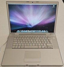 apple macbook pro 15 a1226 usato  Roma