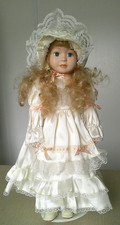 Vintage jolie poupée d'occasion  Prunelli-di-Fiumorbo
