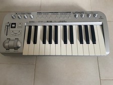 Behringer umx25 silver usato  Monopoli