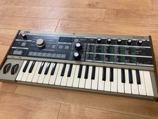Korg microkorg crystal d'occasion  Expédié en Belgium