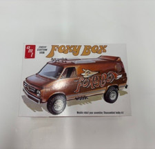 Usado, Kit de modelo AMT 1975 Chevy Van "Foxy Box" escala 1:25 comprar usado  Enviando para Brazil