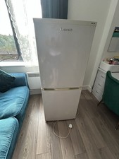 Lec ts55142w refrigerator for sale  IPSWICH