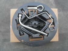 Kit attrezzi cric usato  Italia