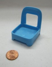 Usado, CADEIRA AZUL Fisher Price Little People para mesa escolar doméstica com pontos #2 comprar usado  Enviando para Brazil