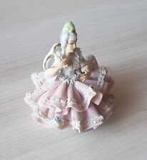 Figurine dentelle porcelaine d'occasion  Champdeniers-Saint-Denis