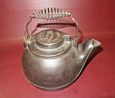 Antigo bule de chá Wagner Ware 9,5" ferro fundido chaleira "K" com alça espiral envoltório comprar usado  Enviando para Brazil