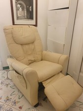 Poltrona massaggiante shiatsu usato  Sorrento