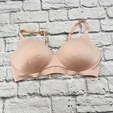 Sutiã Feminino Victoria's Secret Body by Victoria Rosa Sem Fio Extra Grande comprar usado Sutiã Feminino Victoria's Secret Body by Victoria Rosa Sem Fio Extra Grande comprar usado  Enviando para Brazil