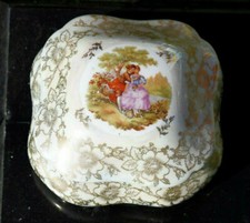 Boîte bonbonnière porcelaine d'occasion  Dieulefit