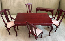 VINTAGE!!!  Mesa de jantar, 4 cadeiras e servidor miniatura para casa de bonecas Bespaq comprar usado  Enviando para Brazil