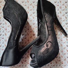Szpilki koronkowe Czarne Eleganckie , używany na sprzedaż  PL