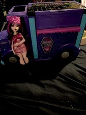 Monster high draculaura d'occasion  Expédié en Belgium