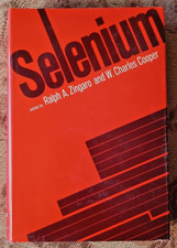 SELENIUM, Ralph Zingaro, Charles Cooper - Hardcover, like new comprar usado SELENIUM, Ralph Zingaro, Charles Cooper - Hardcover, like new comprar usado  Enviando para Brazil