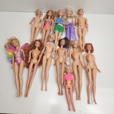 Huge lot barbies for sale  Middletown