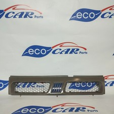 Griglia mascherina anteriore usato  Acerra