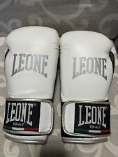Guanti boxe 1947 usato  Alcamo