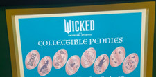 Moeda colecionável Universal Studios Wicked Pressed Penny conjunto com 8 peças comprar usado  Enviando para Brazil