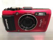 Olympus tough red d'occasion  Expédié en Belgium