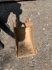 220mm excavator bucket for sale  GODSTONE