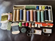 Grande lote de amarração para pesca com mosca materiais ferramentas, ganchos, fios comprar usado  Enviando para Brazil