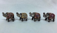 Quattro soprammobili elefanti usato Quattro soprammobili elefanti usato  Castellazzo Bormida