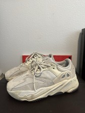 Yeezy boost 700 for sale  Yucaipa