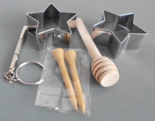 Christmas cracker bits for sale  REDCAR