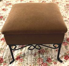 Reposapiés/reposapiés de almacenamiento vintage cuadrado resistente con patas de acero y filigrana segunda mano  Embacar hacia Mexico