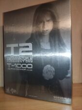 Terminator hot toys usato  Ferrera Erbognone