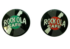 Usado, Lote de 2 botones pinback vintage logotipo de disco de vinilo ROCK OLA CAFÉ segunda mano  Embacar hacia Argentina