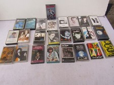 Lot cassettes audio d'occasion  Rougé