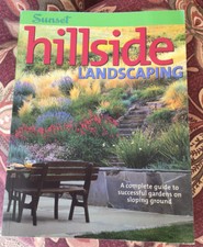 Hillside Landscaping: A Complete Guide to Successful Gardens on Sloping Ground comprar usado  Enviando para Brazil