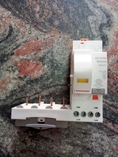 Salvavita bticino g43ac32 usato Salvavita bticino g43ac32 usato  Villafranca Sicula