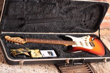 stratocaster custom usato stratocaster custom usato Bisaccia