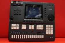 Used yamaha qy700 d'occasion  Expédié en Belgium