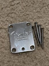 Placa de pescoço de guitarra Fender - Placa de pescoço cromada e parafusos - Fender Corona California, usado comprar usado  Enviando para Brazil