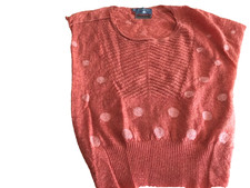 Joli petit pull d'occasion  Levallois-Perret