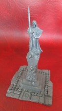 Statua mausoleo warhammer usato  Spedire a Italy