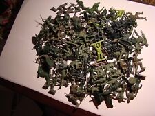 Grande Lote Mais de 100 Homens de Plástico Exército Verde Cinza Vários Tipos e Tamanhos China comprar usado  Enviando para Brazil