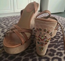 Guess platform shoes for sale  Palm Desert