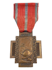 8.15 2025 military d'occasion  Expédié en Belgium