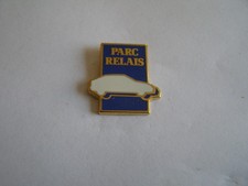 Pins renault parc d'occasion  Ennezat