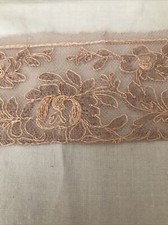 Dentelle tulle brodé d'occasion  Vernet-les-Bains