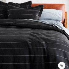 Cb2 queen duvet for sale  Edmonds