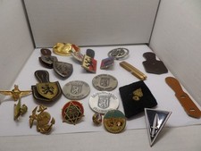 Lot insignes insigne d'occasion  Liesse-Notre-Dame