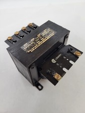Transformador de controle Square D 9070 E0-4 300KVA Pri: 240/480VAC Sec: 120V 50/60Hz comprar usado  Enviando para Brazil